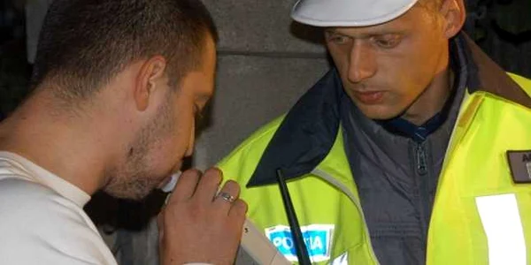 Şoferul a fost testat cu etilotestul 