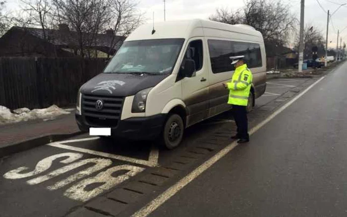 Acţiune pentru verificarea legalităţii transportului rutier public de persoane