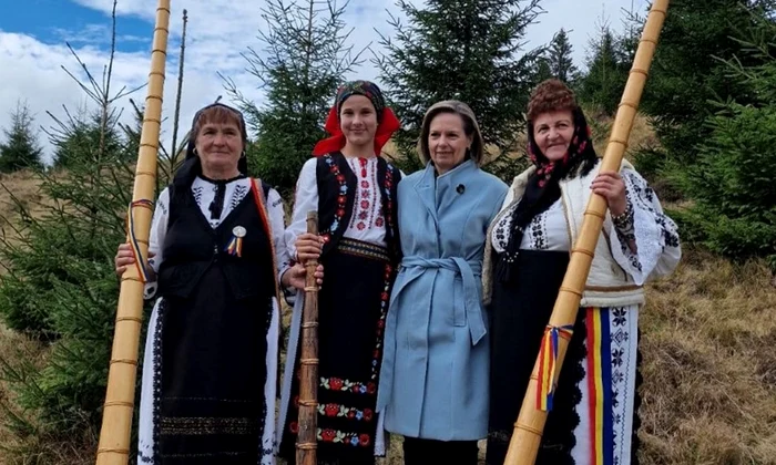 Principesa Sofia in Tara Motilor in Apuseni   FOTO Casa Majestății Sale (4) jpg