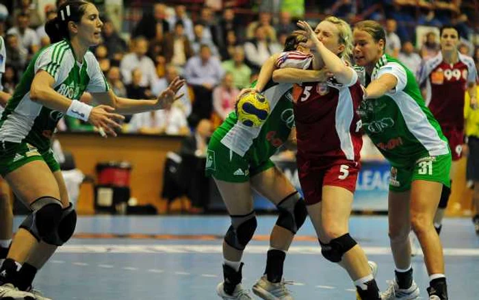 Ambele echipe sunt calificate în grupele principale ale Ligii Campionilor la handbal feminin