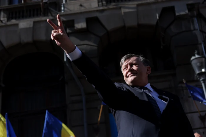Crin Antonescu susține că a fost mereu anti-sistem FOTO Inquam Photos / George Călin