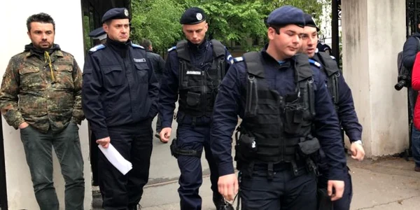 Jandarmi la Curtea Suprema FOTO Laurentiu Sirbu 