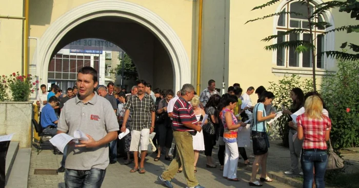 AJOFM Vâlcea organizează la sfârşitul acestei luni o bursă a locurilor de muncă pentru absolvenţi. Foto Adevărul. Arhivă