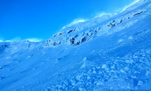 Avalanșă la Bâlea Lac foto fb avalanse in carpati 1 jpg