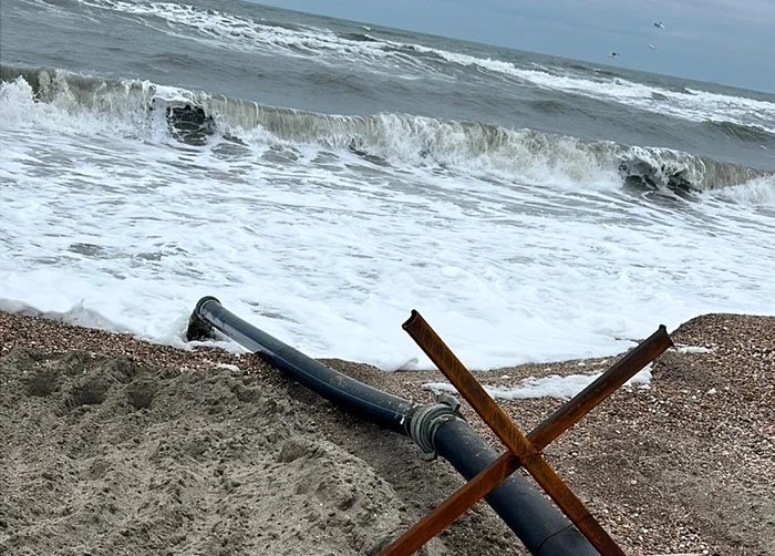 Conducta prin care apa a ajuns în Marea Neagră. FOTO Facebook ABADL