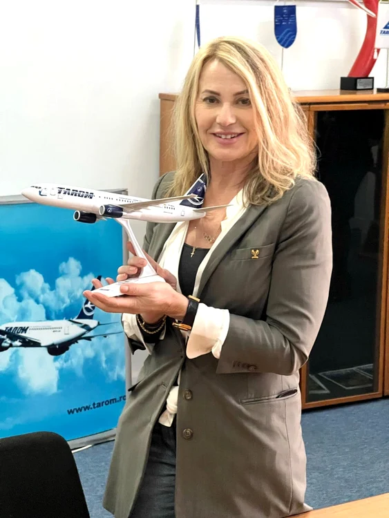 Nadia și Tarom jpg