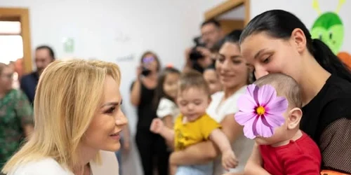 Gabriela Firea foto Facebook jpg