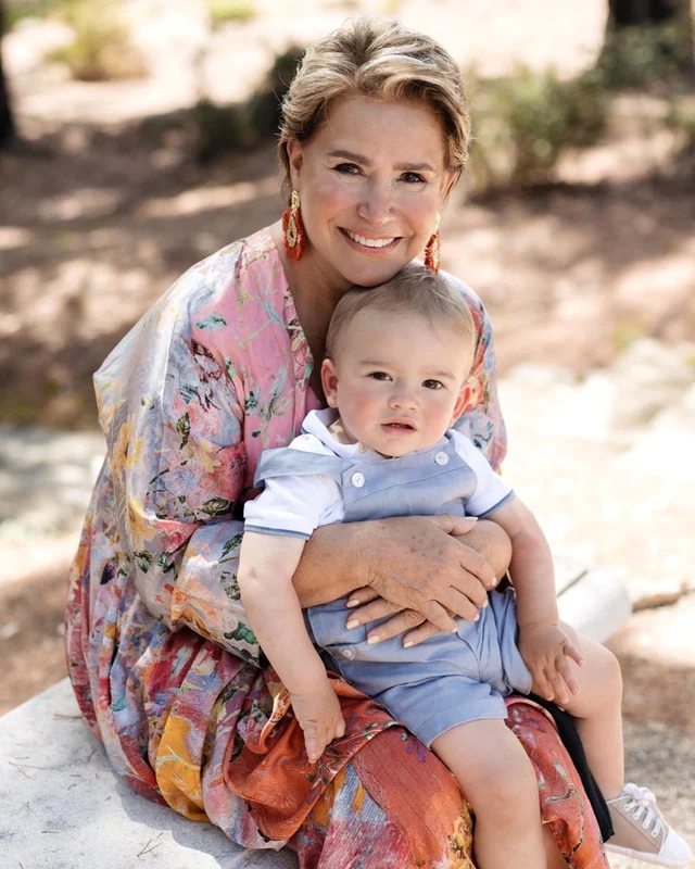 Marea Ducesa Maria Teresa de Luxemburg cu Prințul François la Cabasson, Var. FOTO: Marea Curte Ducală