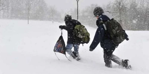 Şcolile au fost închise în multe regiuni din Europa