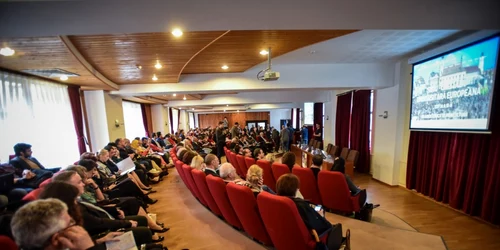 universitate sibiu conferinta Foto Silvana Armat