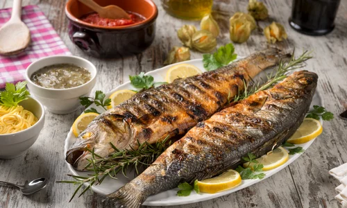 Peste pe gratar  Sursa foto shutterstock 500197978 jpg