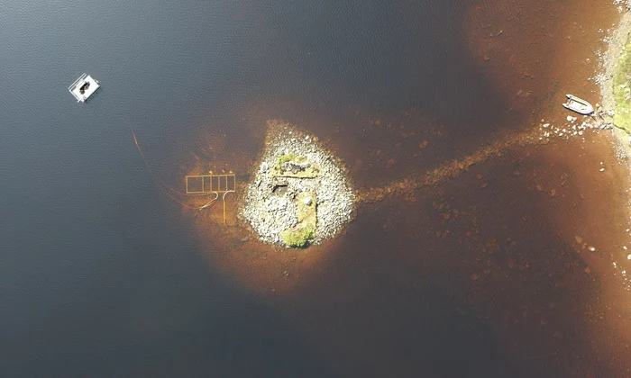 Crannogul din Loch Bhorgastail (© University of Southampton)
