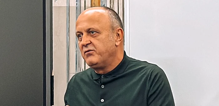 Dan Șucu, discurs în fața echipei de lângă antrenorul Patrick Vieira