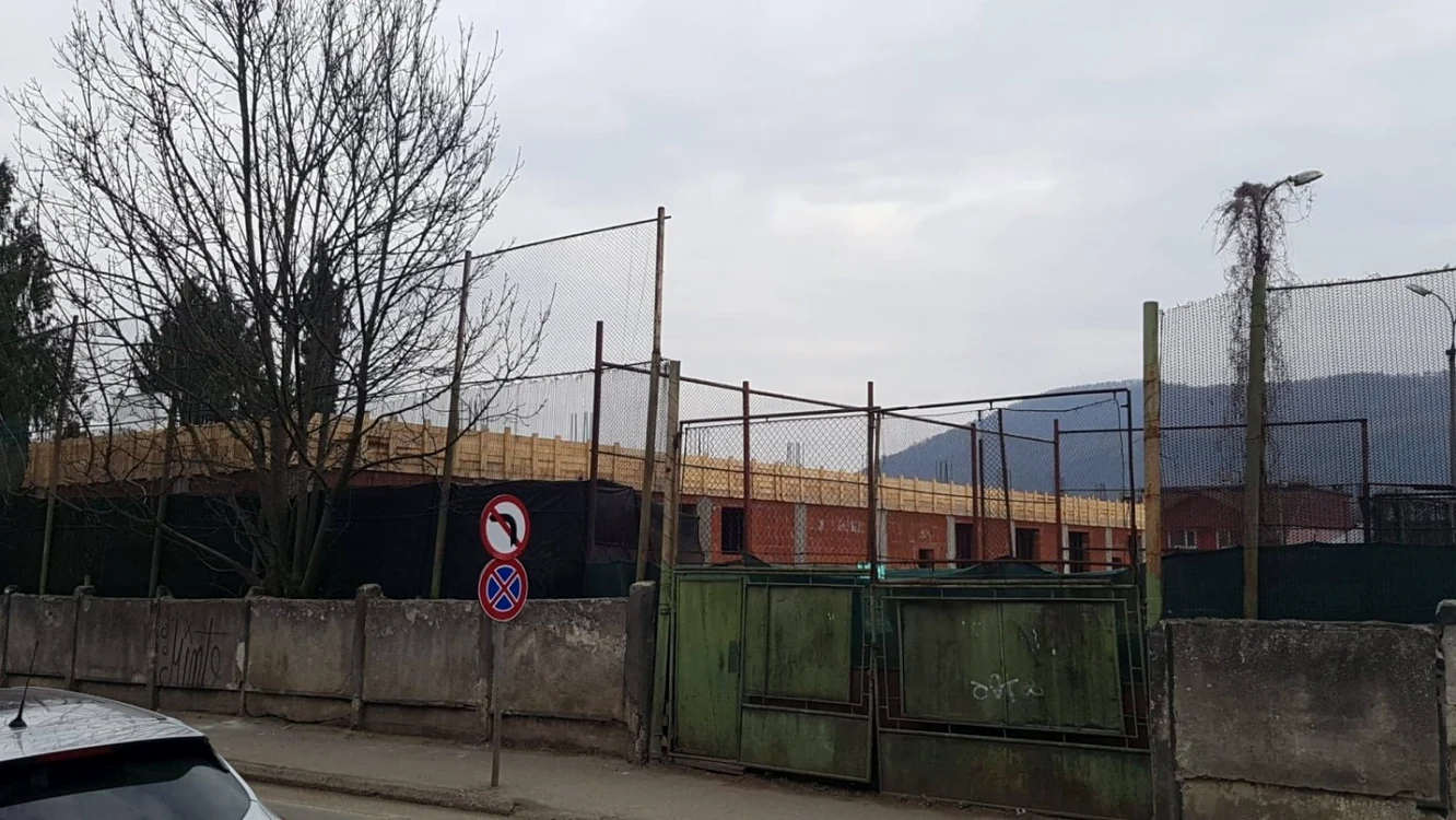 Primarul din Sighetu Marmaţiei a oprit lucrările abia peste doi ani. FOTO: Adevărul