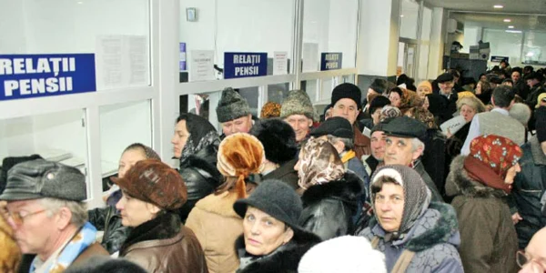 Pensionarii resimt cel mai puternic deficienţele sistemului de securitate socială din România   