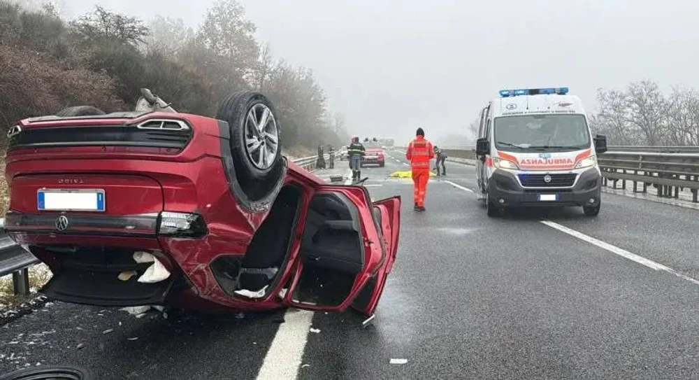 O româncă, mama a două fete, și-a pierdut viața într-un tragic accident rutier în Italia