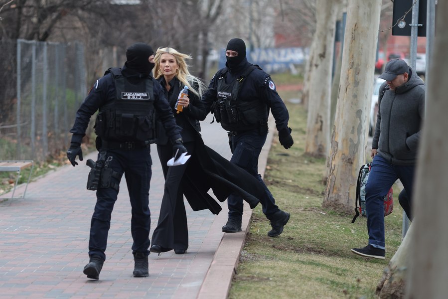 11 persoane reținute în dosarul Nordis, printre care Laura Vicol și Vladimir Ciorbă. Ce au confiscat procurorii în urma perchezițiilor