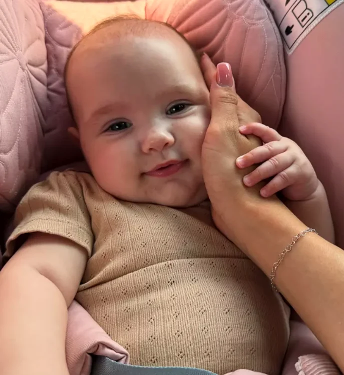 Amira, fetița Larisei Iordache  Foto/Instagram