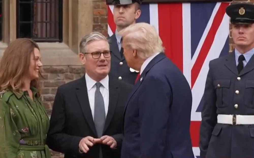 Donald Trump s-a întâlnit cu premierul britanic Keir Starmer, în ultima zi a vizitei de stat în UK