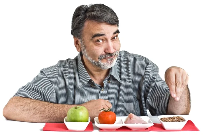 
    Persoanele care au probleme cu colesterolul pot consuma chiar şi 2-3 ouă pe săptămână  