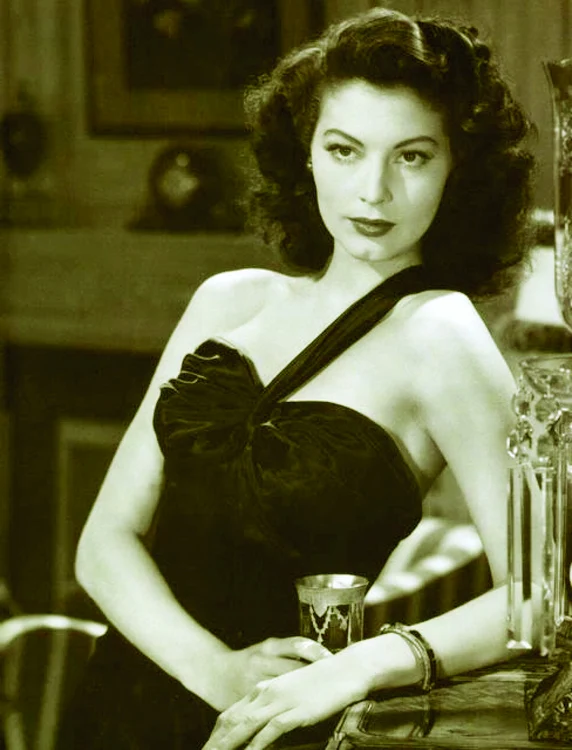 kitty collins