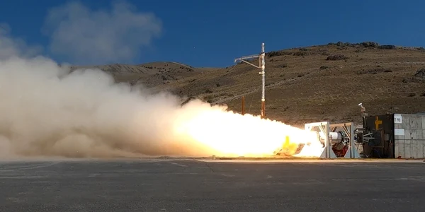 Pentagonul a testat cu succes un motor de rachetă pentru lansarea de arme hipersonice FOTO via News.ro