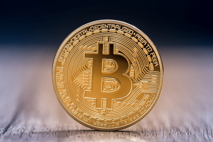 Colaps pe piața criptomonedelor. Bitcoin scade la nivelul minim din ultima săptămână