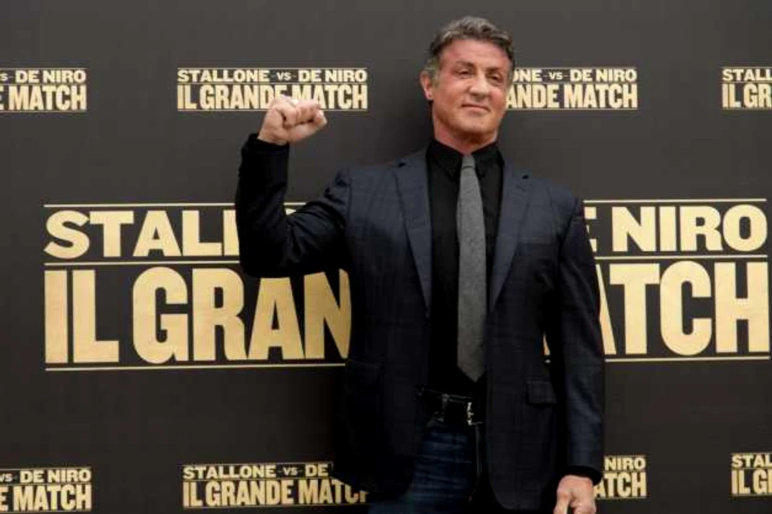 Sylvester Stallone a trebuit să cureţe
în cuştile leilor FOTO AP