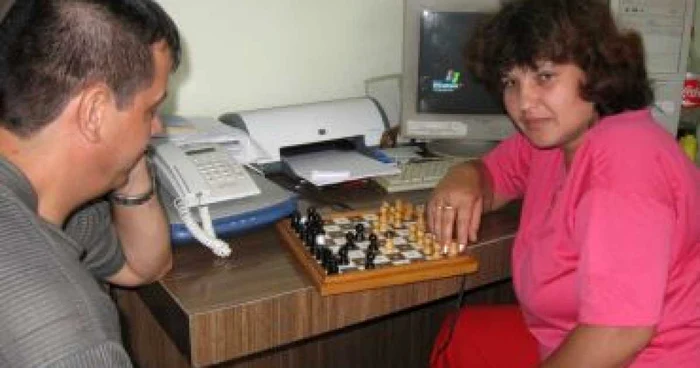 Târgu-Jiu: O nevăzătoare este campionă la şah