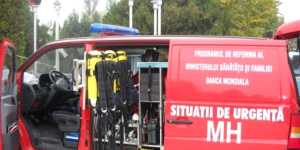 Pompierii au lichidat incendiul