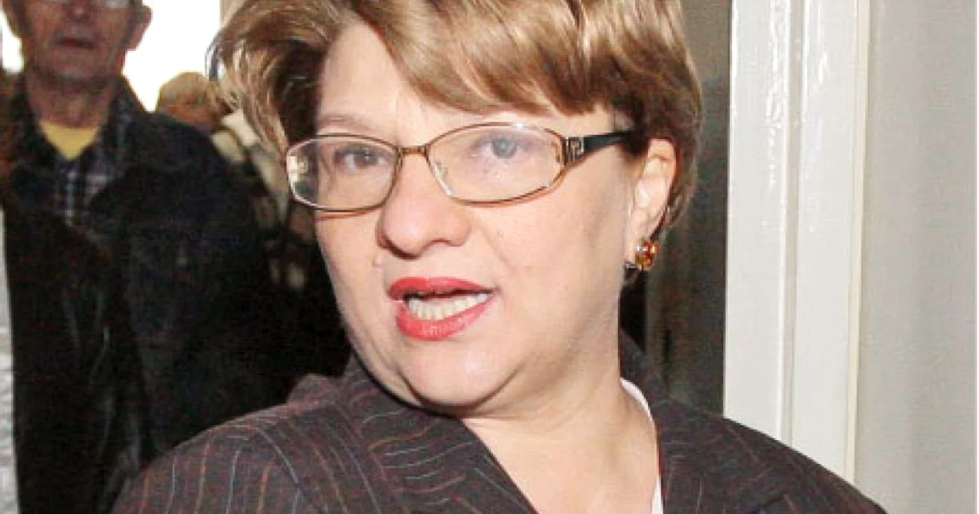 Floarea Mariana Ianson lua mită pentru a elibera acte de pensionare  