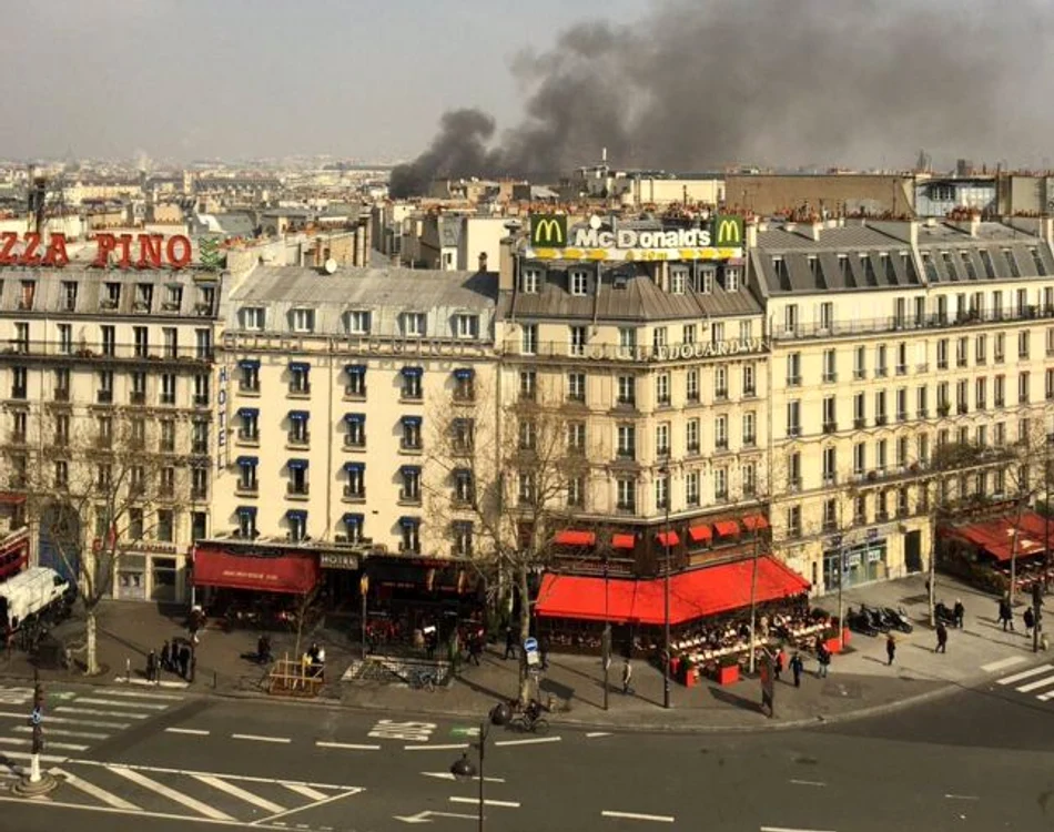 
    Explozia din Paris a avut loc într-un apartament amplasat în centrul orașuluifoto: Twitter  