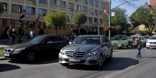 Robu şi Mercedesul FOTO Pressalert