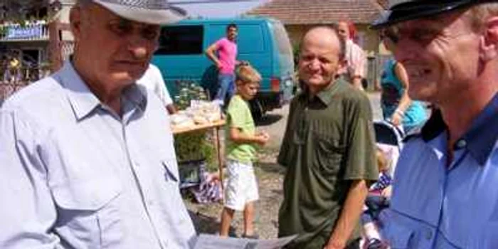 Poliţiştii vor organiza întâlniri cu localnicii, inclusiv cu reprezentanţi ai etniei rome