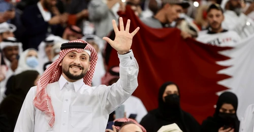 Suporterii qatarezi la meciul de debut al Mondialului, contra Ecuadorului