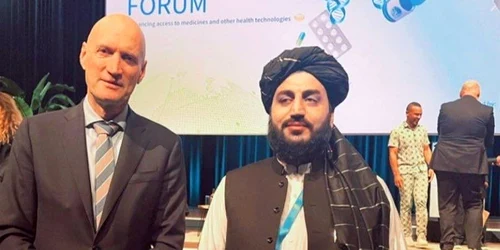 oficial taliban olanda FOTO twitter com SamvanRooy1 jpeg