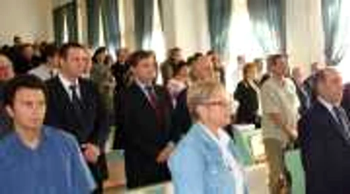 La festivitatea de deschidere a anului universitar au participat şi autorităţile locale 