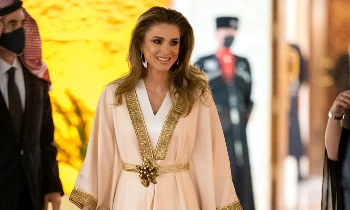 Regina Rania implineste 53 de ani   pagina oficiala (8) jpg