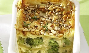 lasagna cu broccoli si seminte de pin jpeg