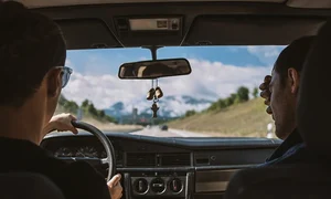 driving 2681097 640 jpeg