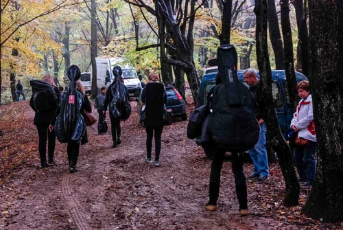 Concert în Peştera Româneşti