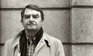 „Scriind, mi am amintit lucruri pe care le credeam uitate“ – interviu cu David LODGE jpeg