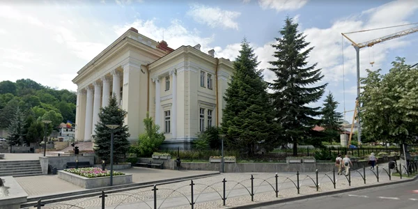 Palatul de Justiție sediu al Tribunalul Vâlcea Foto Daciana Stoica jpg