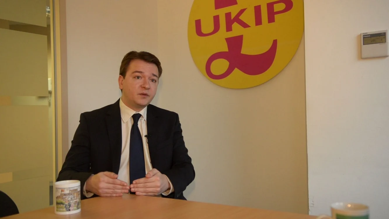 Tim Aker, director de strategie politică UKIP şi europarlamentar
