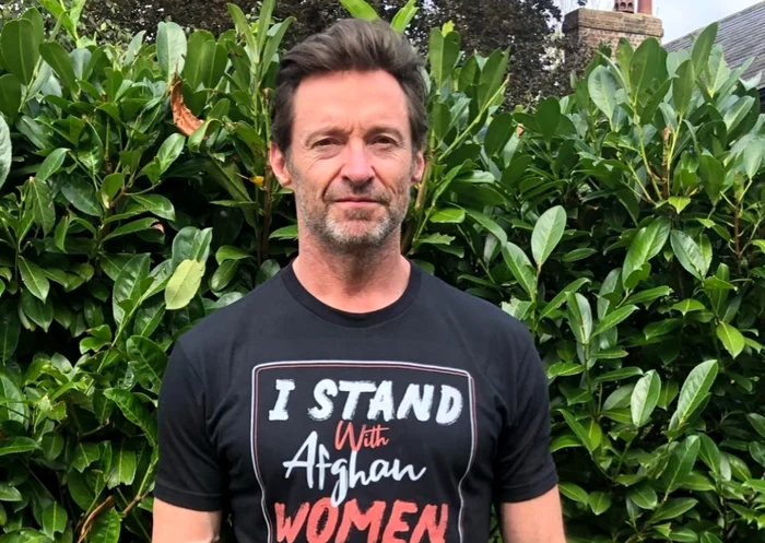 Hugh Jackman nu va reveni pe scenă decât după două teste negative pentru COVID-19 - foto Instagram