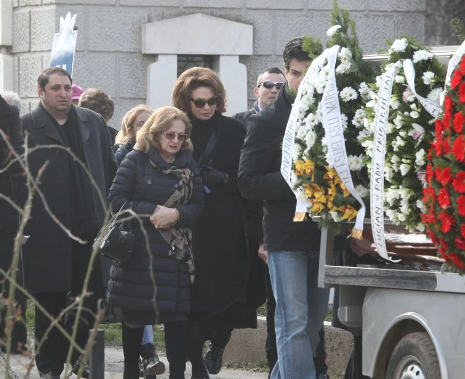 
    Compozitorul Marcel Dragomir a murit duminică noapte   