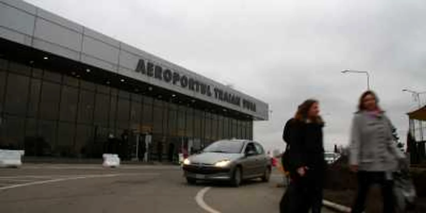 Unele avioane au fost întârziate din cauza ceţii