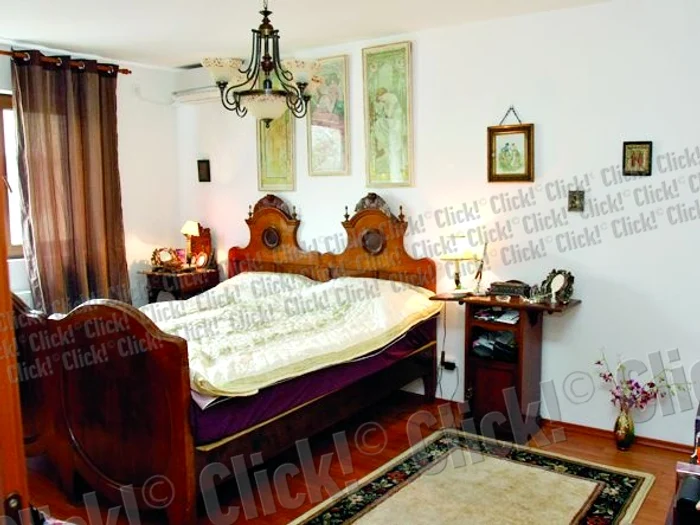 “În dormitorul meu, mobilierul  îmi aminteşte de străbuni”