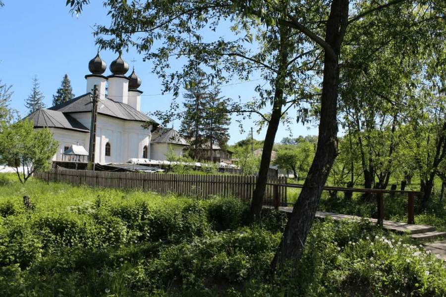 „Tărâmul sfinților“, traseu de turism ecumenic din România. Ce frumuseți ascunde ruta cu care Botoșaniul se mândrește