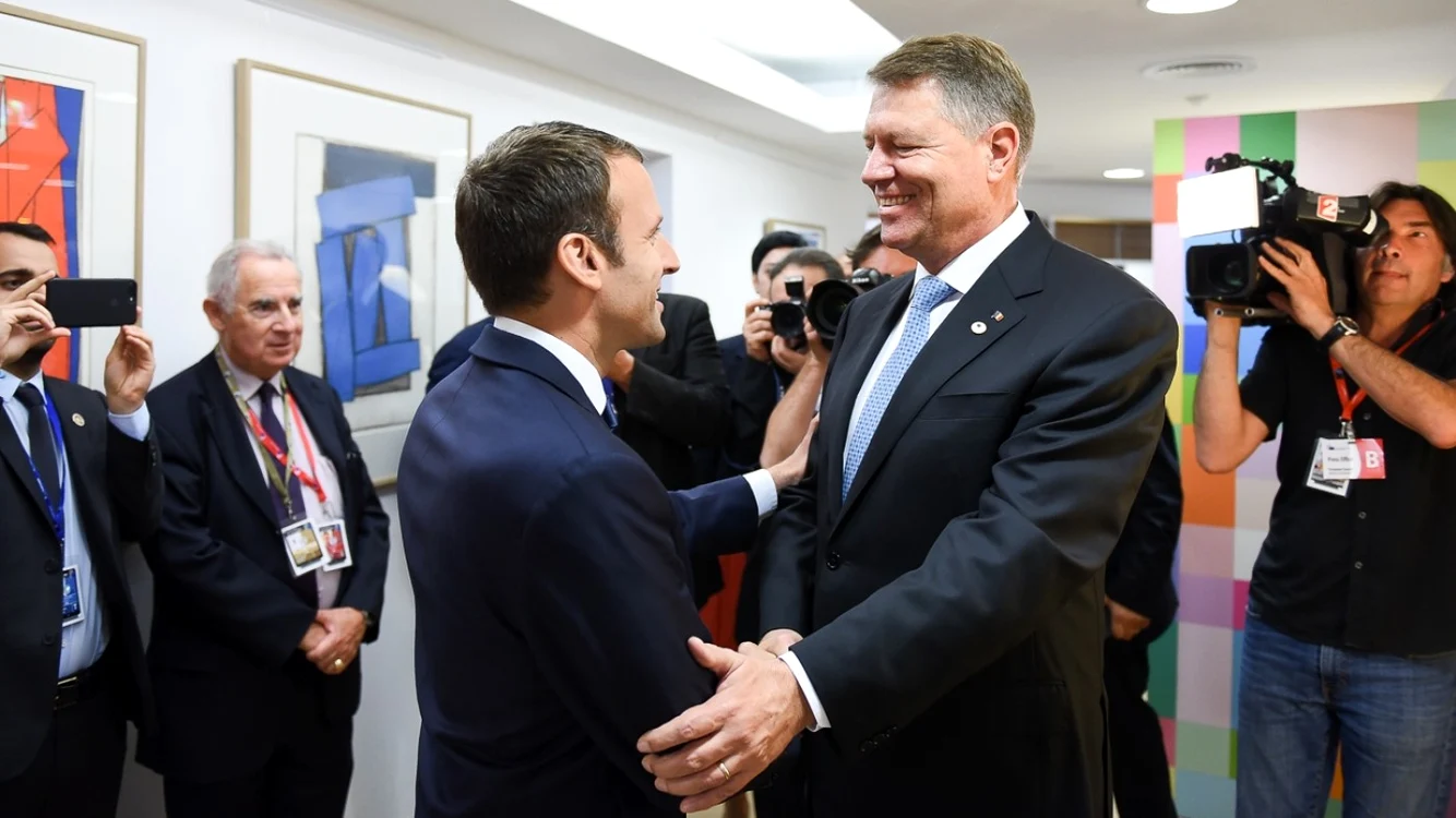 Emmanuel Macron şi Klaus Iohannis, şefii de stat din Franţa şi România. FOTO Presidency.ro